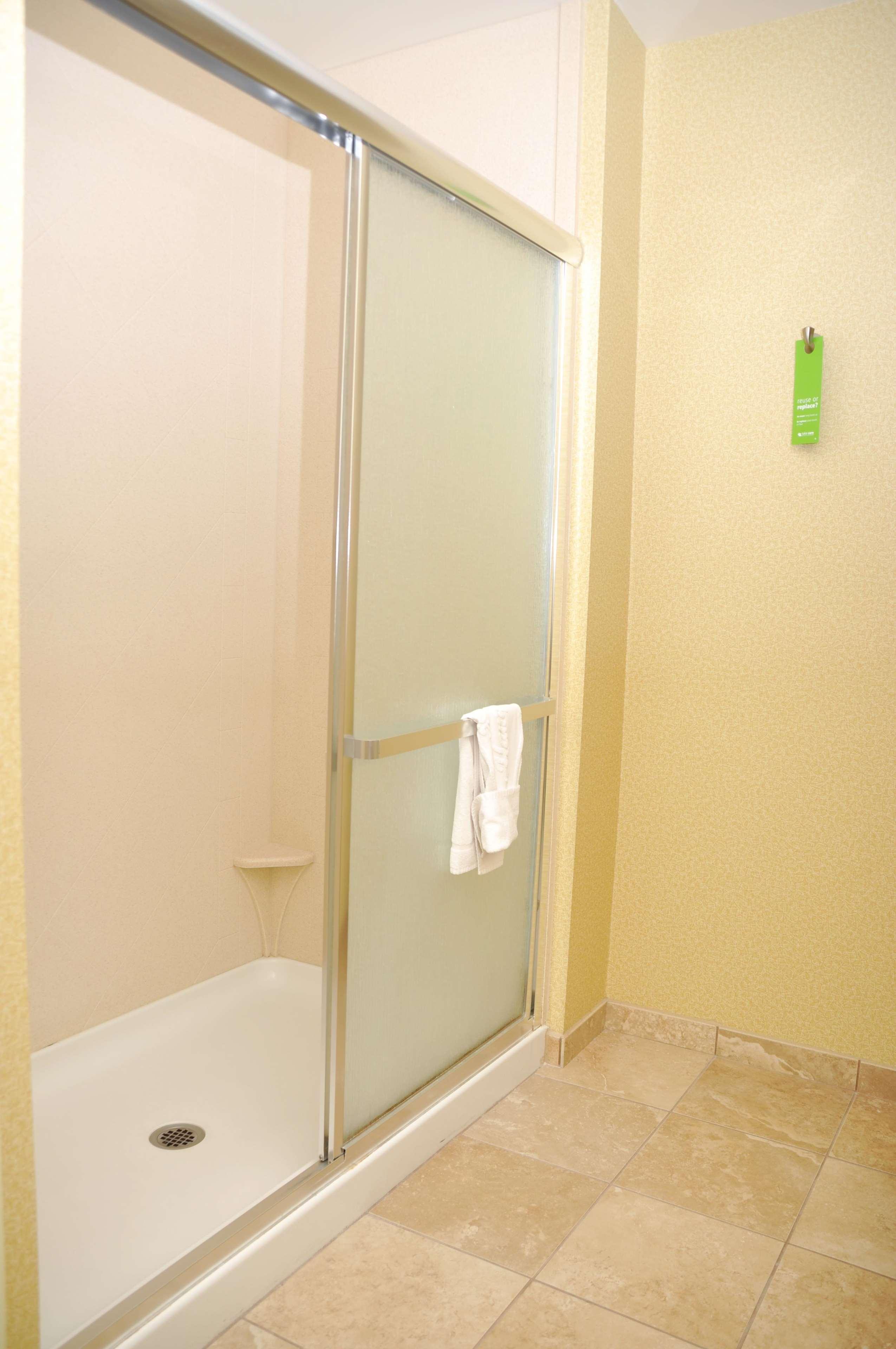 Hampton Inn Macomb Exterior photo
