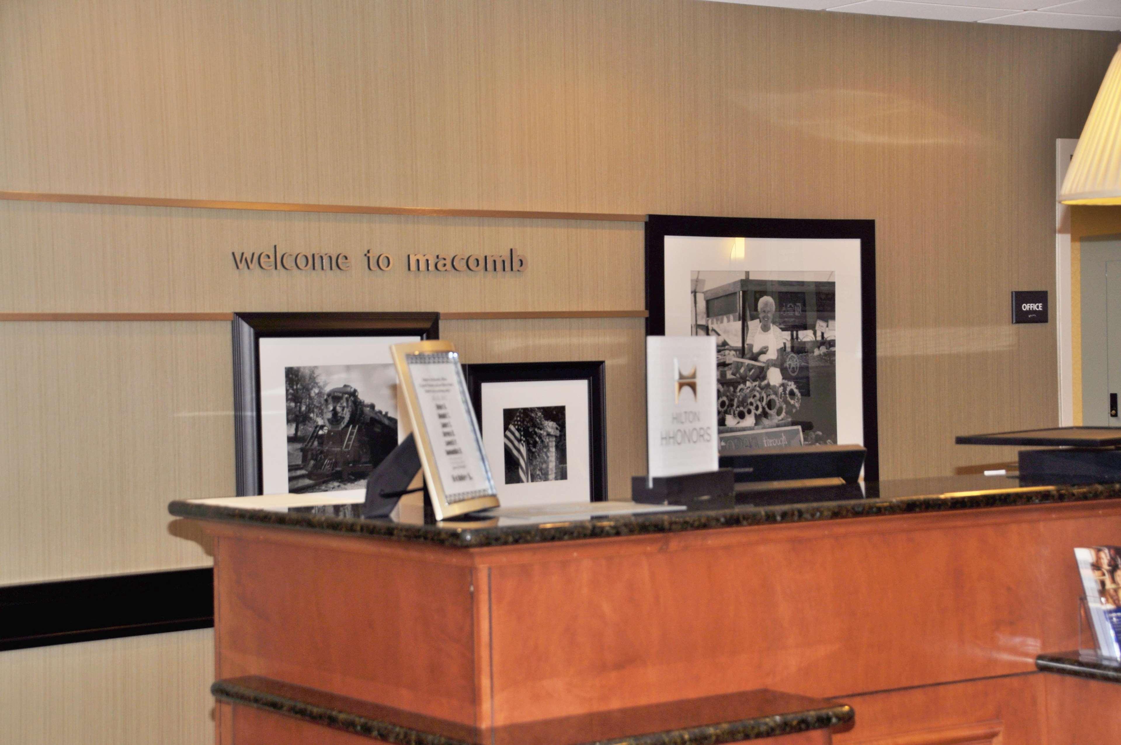 Hampton Inn Macomb Exterior photo